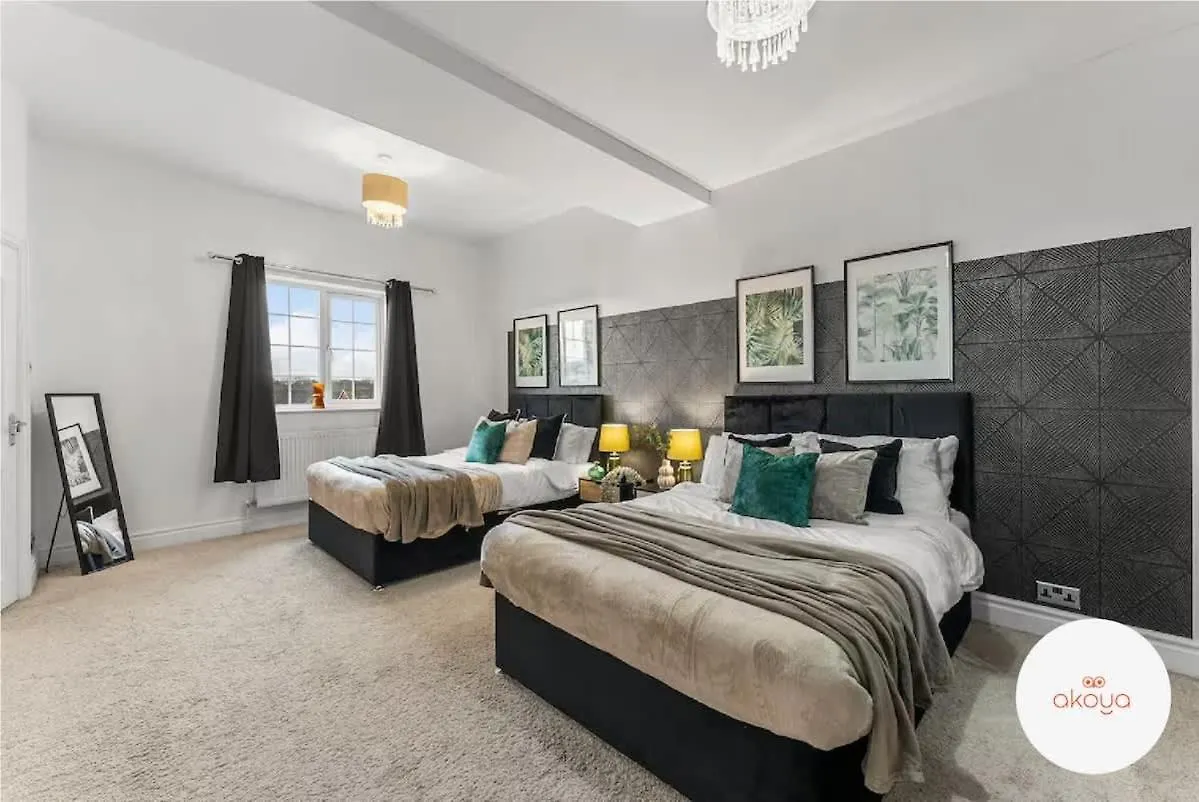 Holiday home A Contemporary Cotswold Grace - Beautiful 4Bed Haven United Kingdom